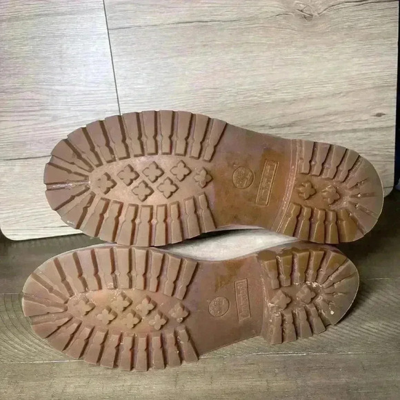 Womens Size 7 Timberland Rebotl Boots 03885-NH Taupe - Picture 12 of 13